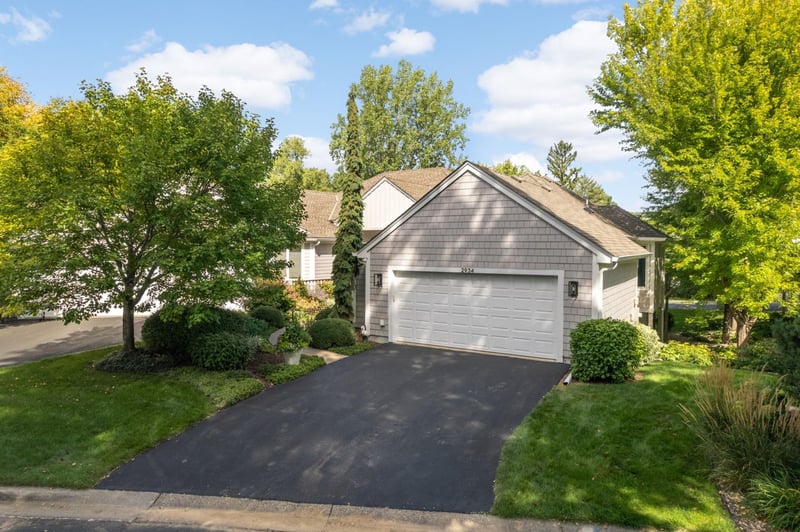 2934 Pelican Point Cir, Mound, MN 55364