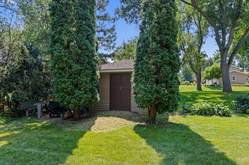 3830 Saratoga Ln N, Plymouth, MN 55441