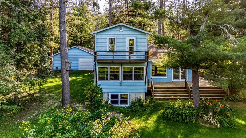 49494 Dixon Lake Resort Rd, Squaw Lake, MN 56681