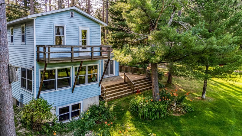 49494 Dixon Lake Resort Rd, Squaw Lake, MN 56681