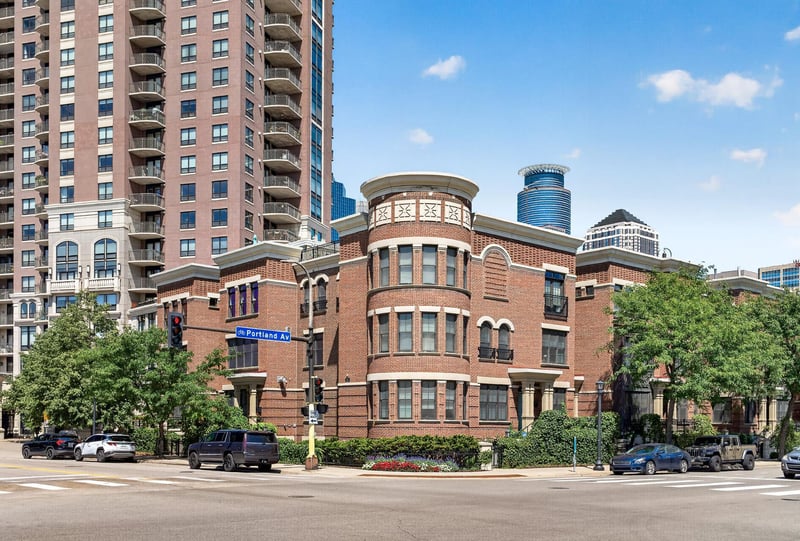 530 E Grant St, Minneapolis, MN 55404