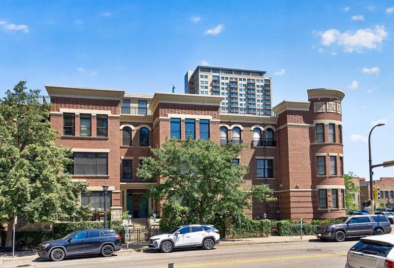 530 E Grant St, Minneapolis, MN 55404