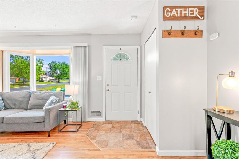 8200 Goodrich Rd, Bloomington, MN 55437