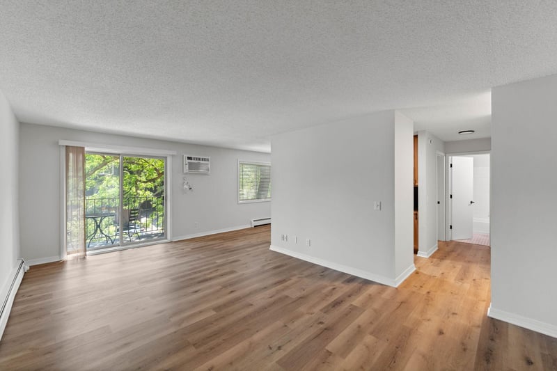 3540 Hennepin Ave S #218, Minneapolis, MN 55408