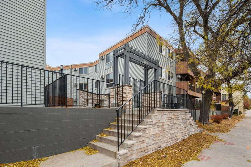 3540 Hennepin Ave S #218, Minneapolis, MN 55408