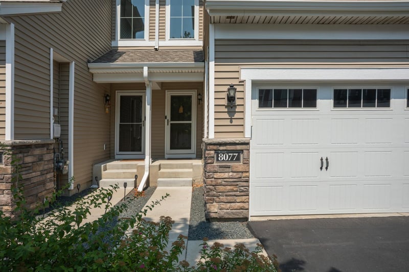 8077 Cottonwood Ln N, Maple Grove, MN 55369