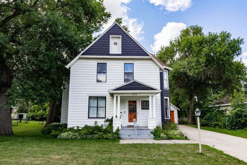 522 E Adolphus Ave, Fergus Falls, MN 56537