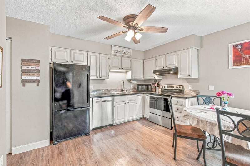 3523 67th St E, Inver Grove Heights, MN 55076