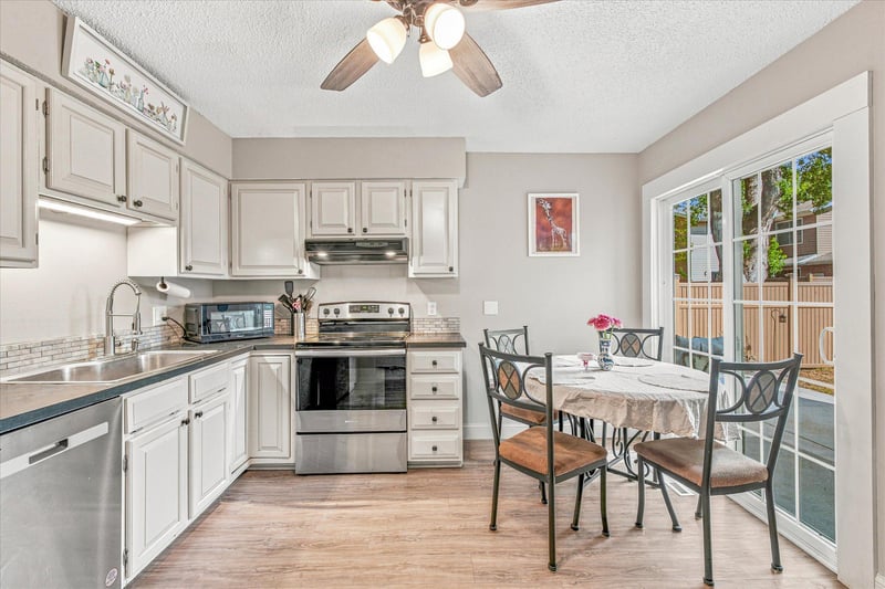 3523 67th St E, Inver Grove Heights, MN 55076