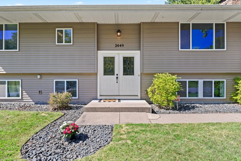 2449 Pearson Pw, Brooklyn Park, MN 55444