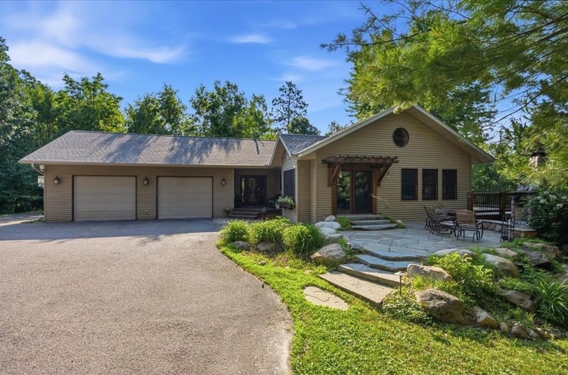 29470 Belgian Dr, Breezy Point, MN 56472