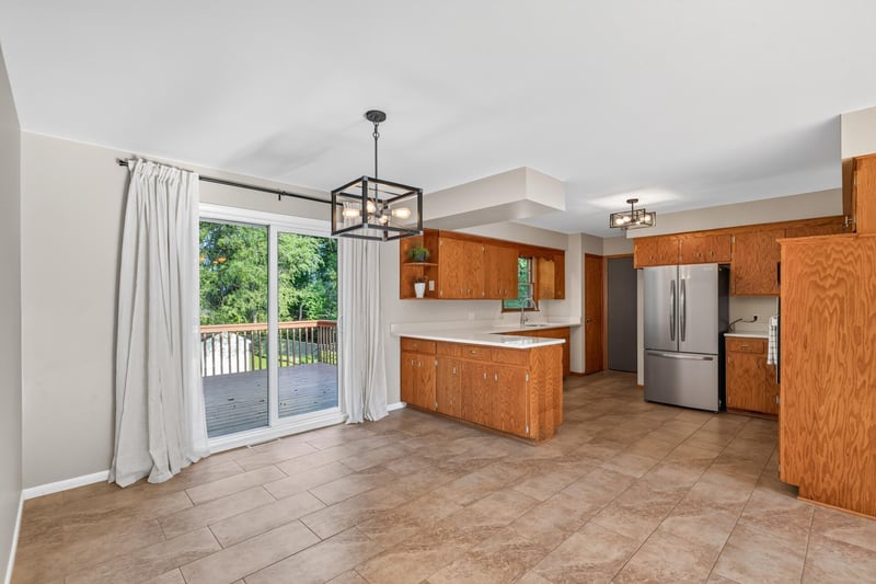 4000 Baker Rd, Minnetonka, MN 55305