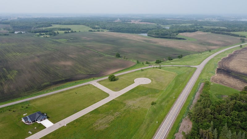 404 Prairie Cir, Ashby, MN 56309