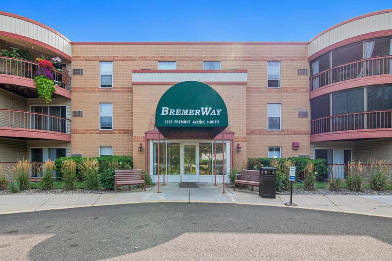 3232 Fremont Ave N #229, Minneapolis, MN 55412
