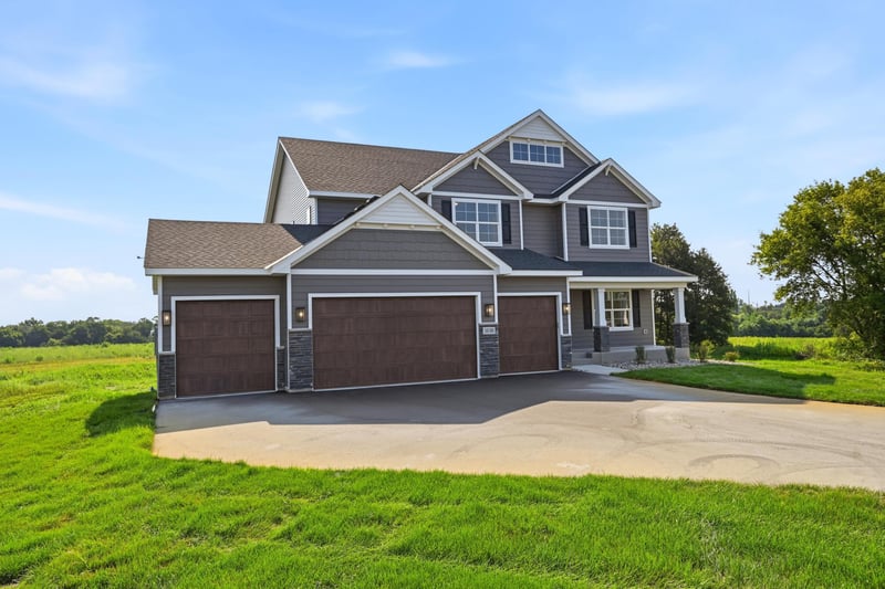10180 Heather Ln, Corcoran, MN 55374