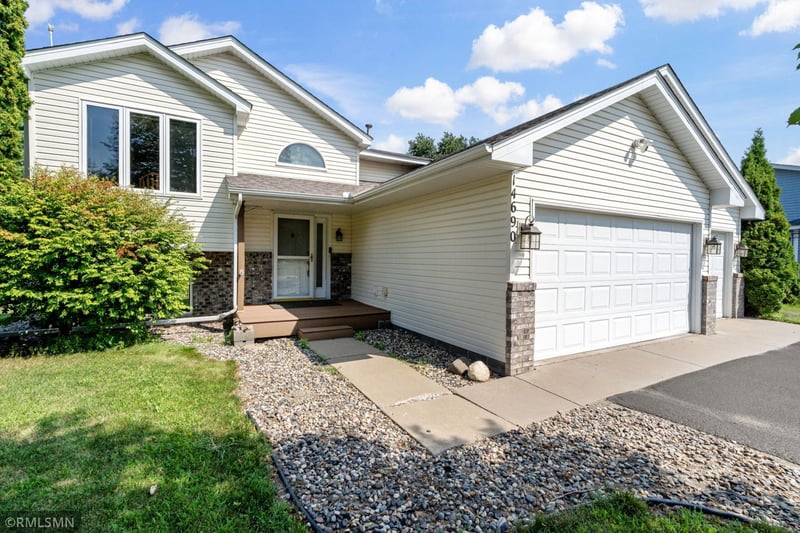 14690 Glenbrook Ave N, Hugo, MN 55038