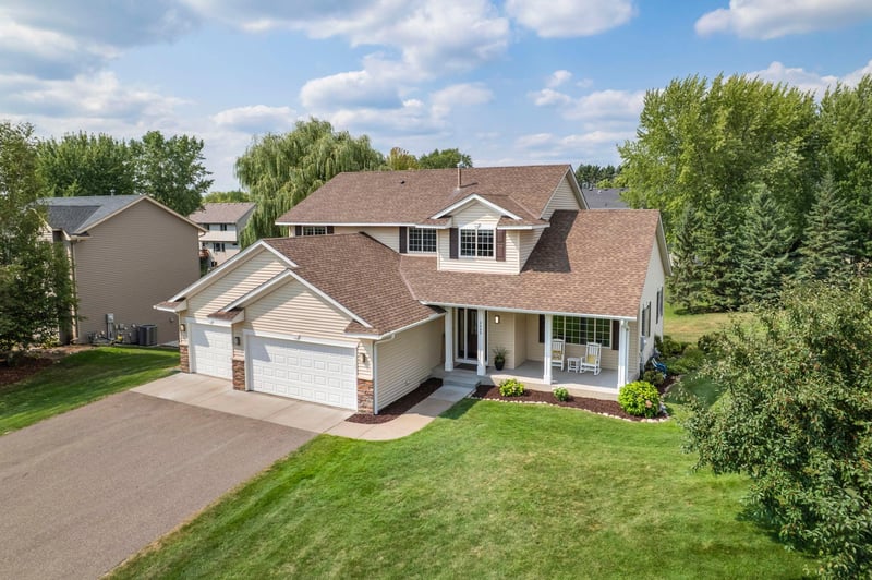 1669 Lakeland Cir, Centerville, MN 55038