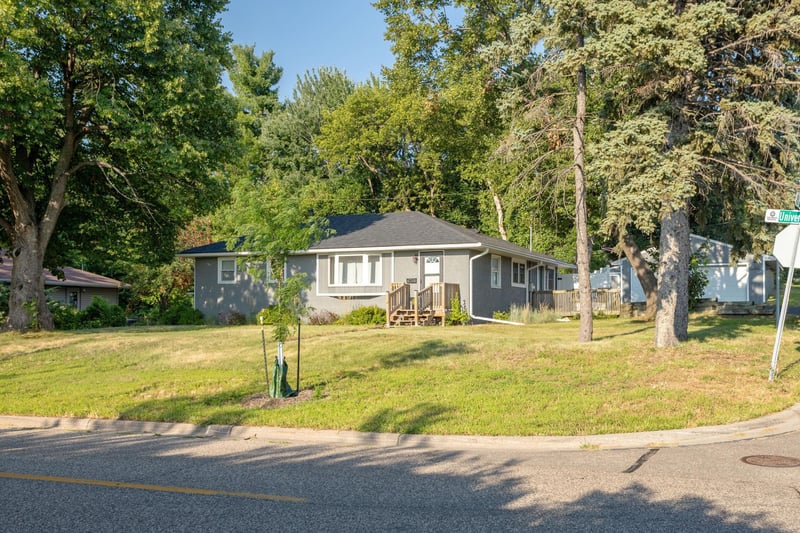 4205 University Ave NE, Columbia Heights, MN 55421