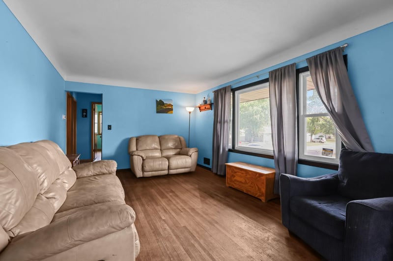 1400 7th Ave S, South Saint Paul, MN 55075