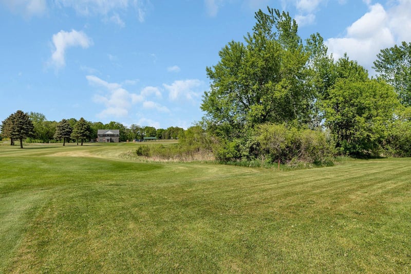 980 Acacia Dr S, Annandale, MN 55302
