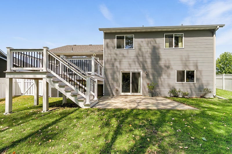 1106 17th St S, Sartell, MN 56377