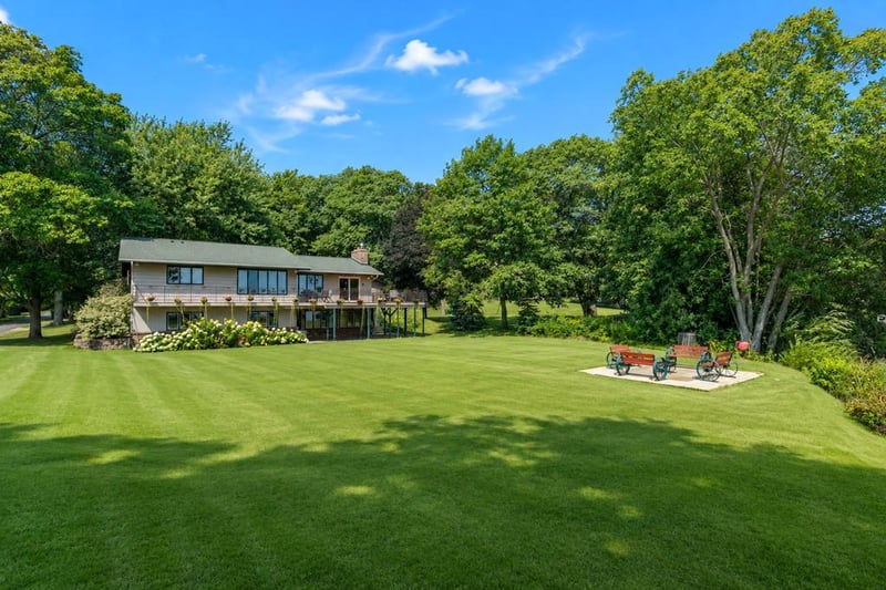 22584 Beach Rd, Deerwood, MN 56444