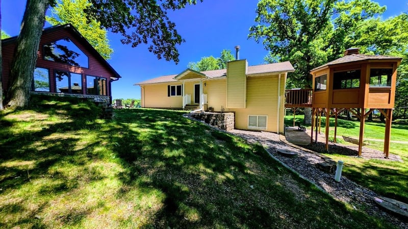 W13235 Old Highway D, New Auburn, WI 54757