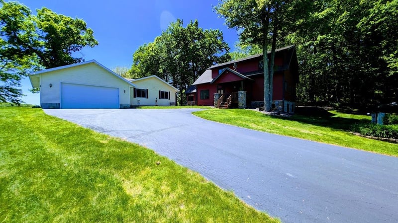 W13235 Old Highway D, New Auburn, WI 54757
