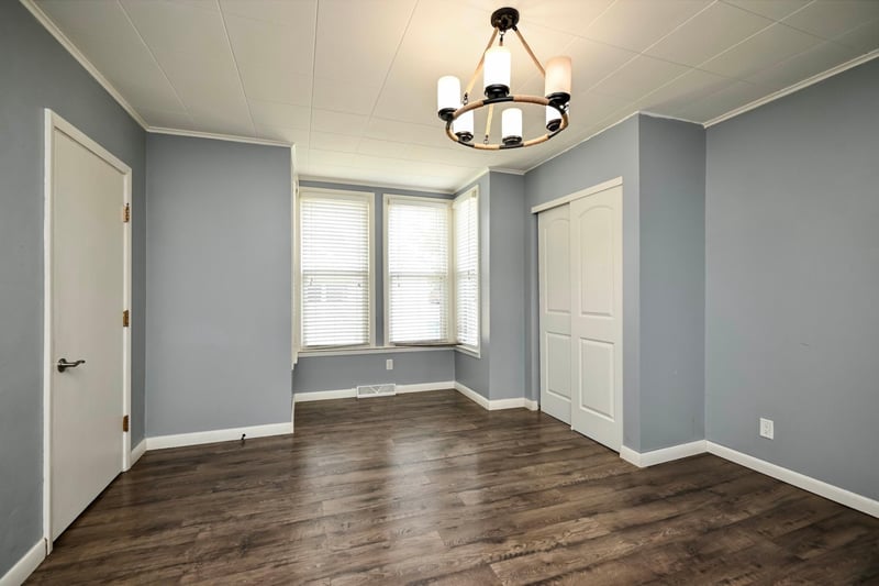 612 Center St, Winona, MN 55987