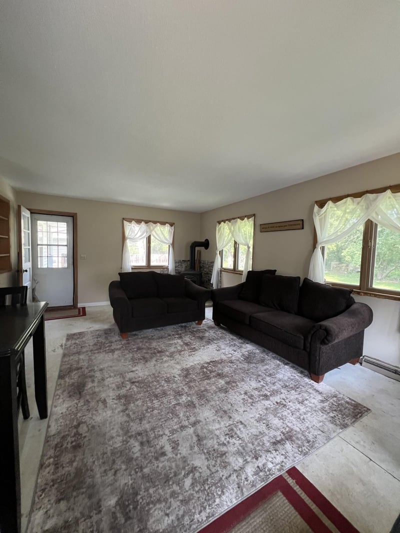 5902 Saint Albans St N, Shoreview, MN 55126