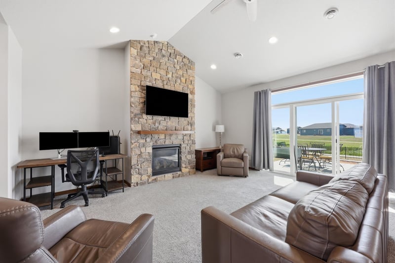 1229 Southview Dr SW, Glyndon, MN 56547