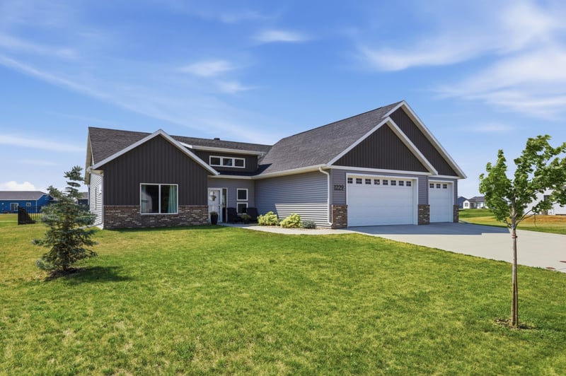 1229 Southview Dr SW, Glyndon, MN 56547