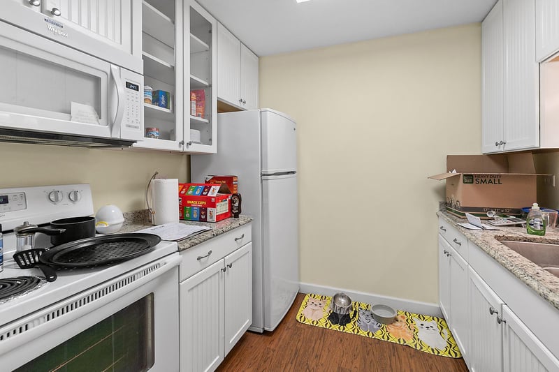 4045 Hodgson Rd #309, Shoreview, MN 55126