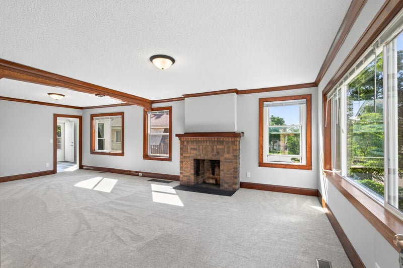 2346 Ferrant Pl, Minneapolis, MN 55411