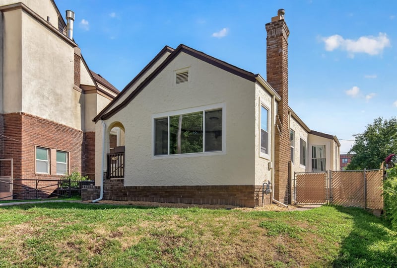 2346 Ferrant Pl, Minneapolis, MN 55411