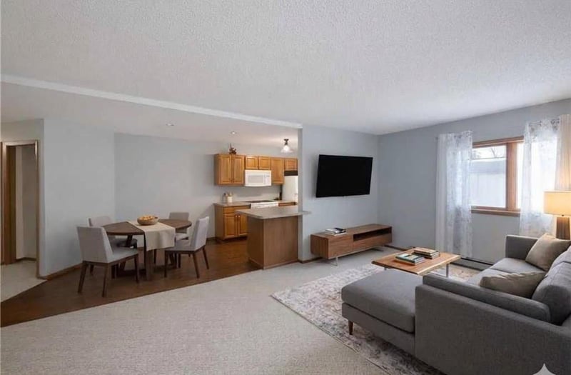 210 Sargent Dr #103, Red Wing, MN 55066