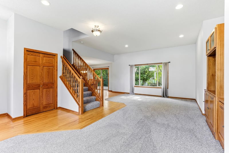 9918 Kiwi Ave N, Brooklyn Park, MN 55443