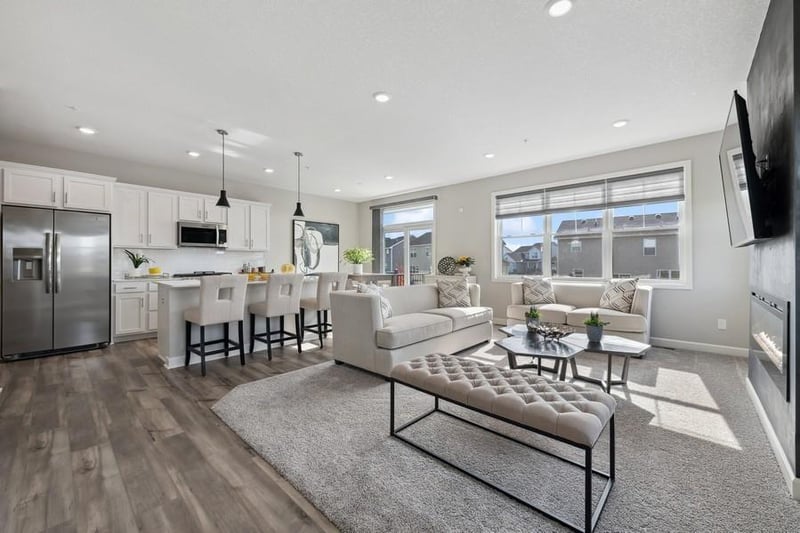 3483 Trails End Cir, Eagan, MN 55123