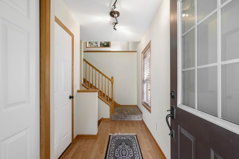 16390 Timber Crest Dr SE, Prior Lake, MN 55372