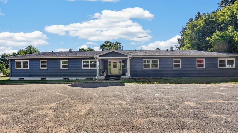 403 W Saint George Ave, Grantsburg, WI 54840