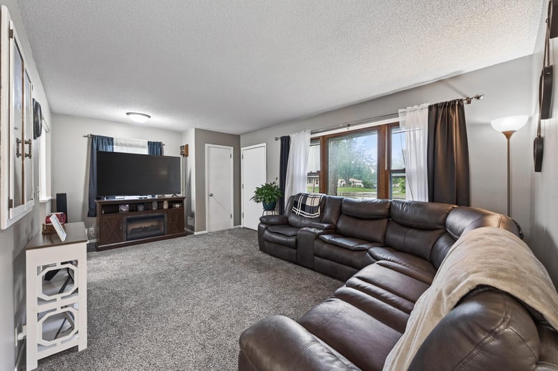 601 Northdale Blvd NW, Coon Rapids, MN 55448