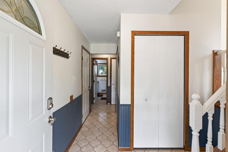 9844 NW Butternut St NW, Coon Rapids, MN 55448