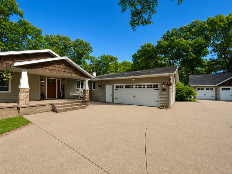 801 8th Ave NE, Little Falls, MN 56345