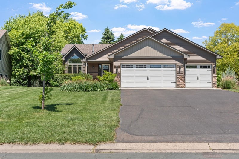 1173 Ruffed Grouse Ct, Lino Lakes, MN 55014