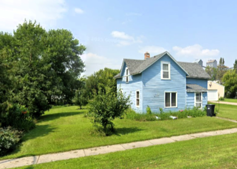 108 2nd St, Shelly, MN 56581