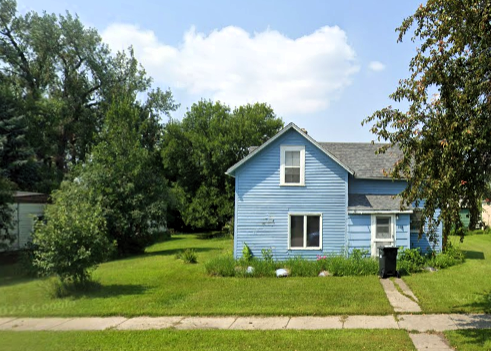 108 2nd St, Shelly, MN 56581