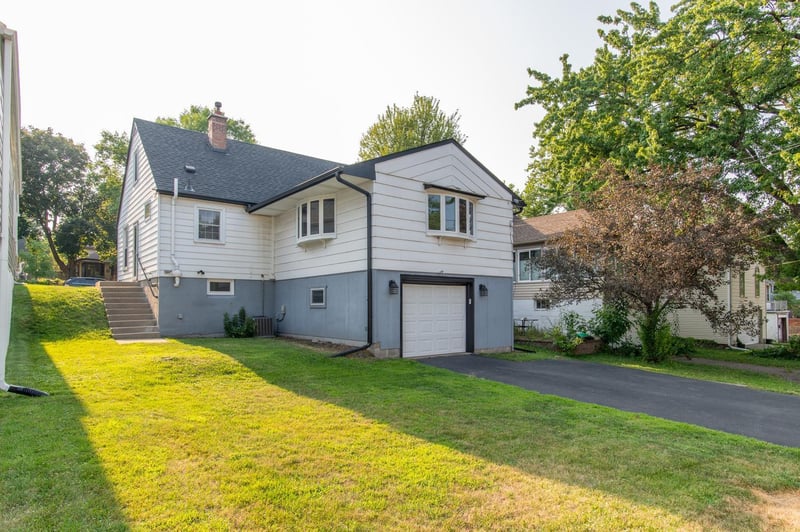 2821 Edgewood Ave S, Saint Louis Park, MN 55426