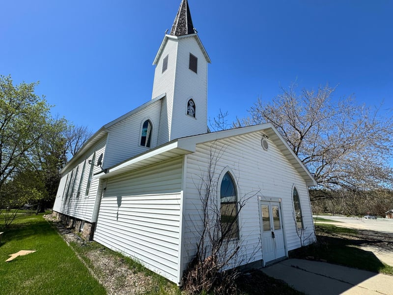 45 Hulet Ave SW, Akeley, MN 56433
