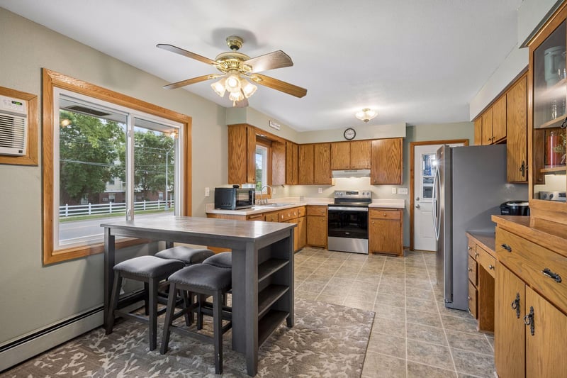 1517 Oak Grove Rd SW, Saint Cloud, MN 56301