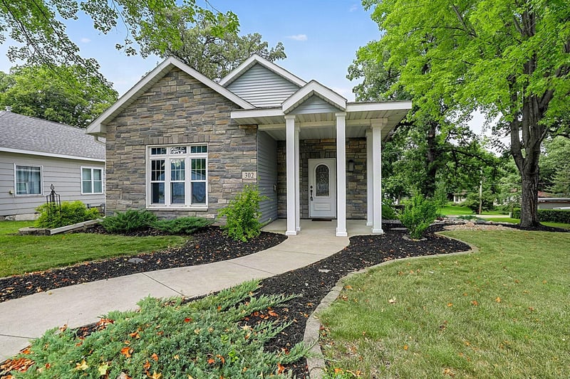 302 River St, Paynesville, MN 56362
